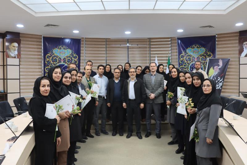 مراسم تجلیل از کارشناسان آزمایشگاه‌ها به مناسبت روز ملی آزمایشگاه در دانشگاه برگزار شد.